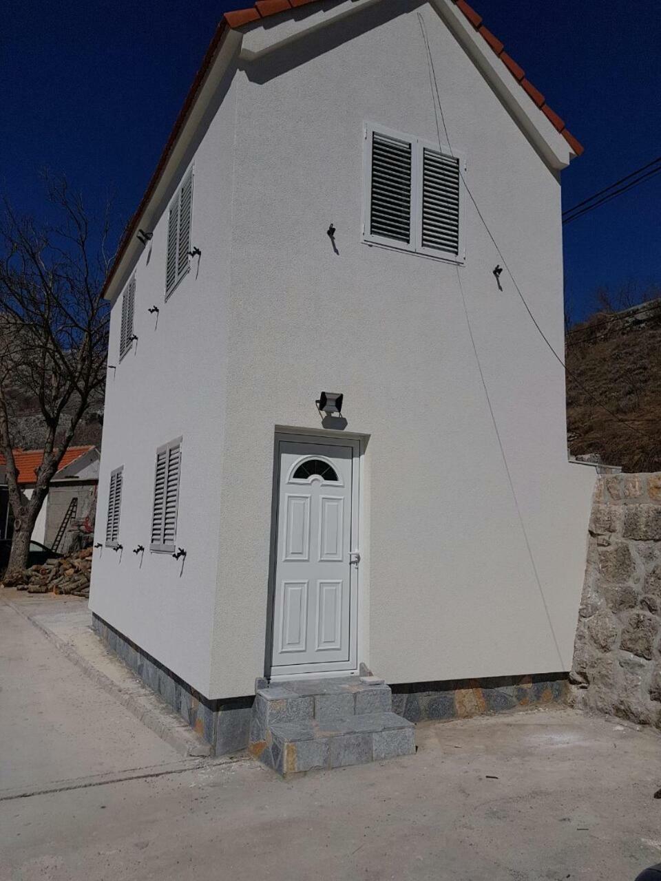 Ferienwohnung Porto Njegusi A2 Cetinje Exterior foto